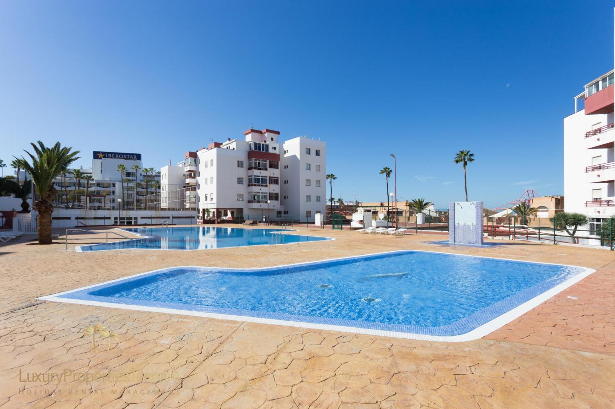 Apartamento Iris Costa Adeje  ภายนอก รูปภาพ